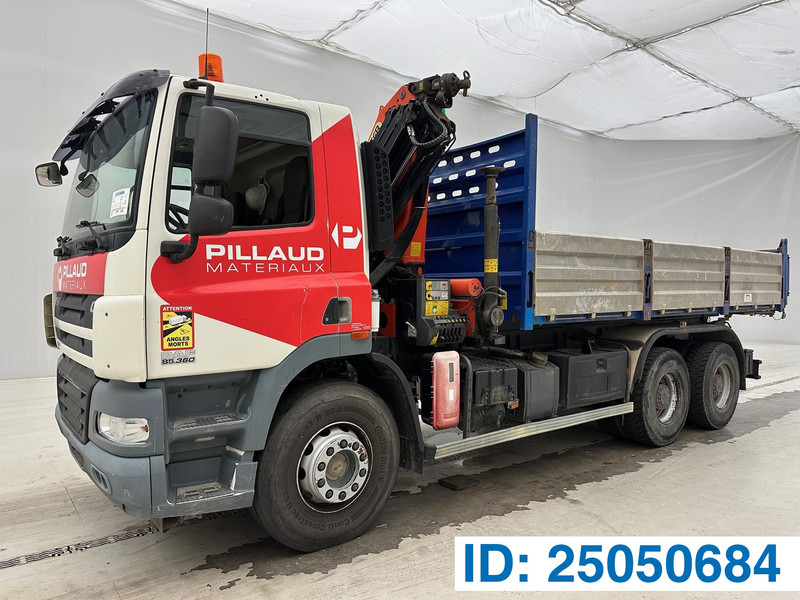 DAF CF85.360 - 6x4 - Billenőplatós teherautó, Darus autó: 1 kép. DAF CF85.360 - 6x4 - Billenőplatós teherautó, Darus autó: 1 kép.