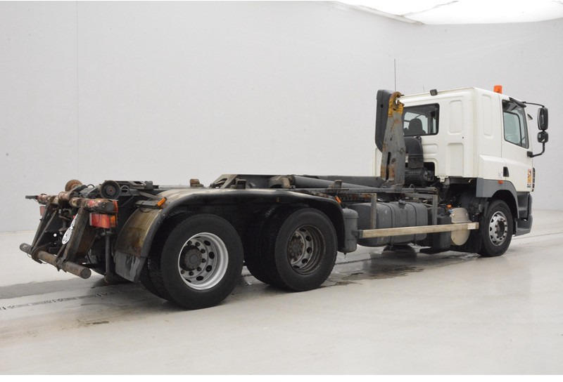 DAF CF85.410 - 6x2 - Horgos rakodó teherautó: 5 kép. DAF CF85.410 - 6x2 - Horgos rakodó teherautó: 5 kép.