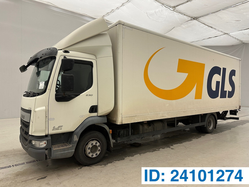 DAF LF 230* - Dobozos felépítményű teherautó: 1 kép. DAF LF 230* - Dobozos felépítményű teherautó: 1 kép.