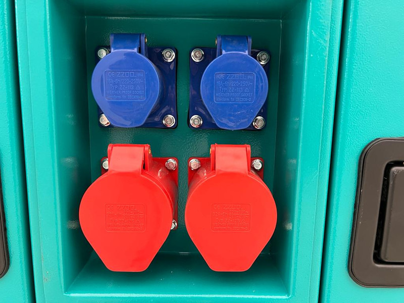 Áramfejlesztő DEGROOTE POWER* DP-C80SS 80KVA: 6 kép. Áramfejlesztő DEGROOTE POWER* DP-C80SS 80KVA: 6 kép.