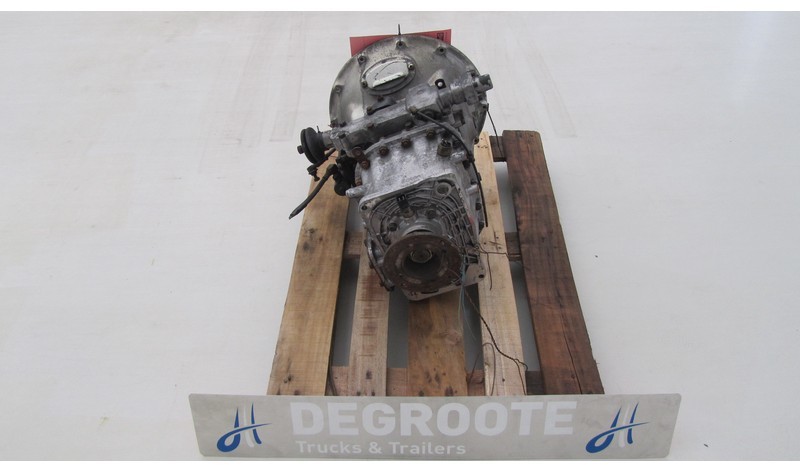 Diversen Versnellingsbak EATON Y04033 - Sebességváltó: 5 kép. Diversen Versnellingsbak EATON Y04033 - Sebességváltó: 5 kép.