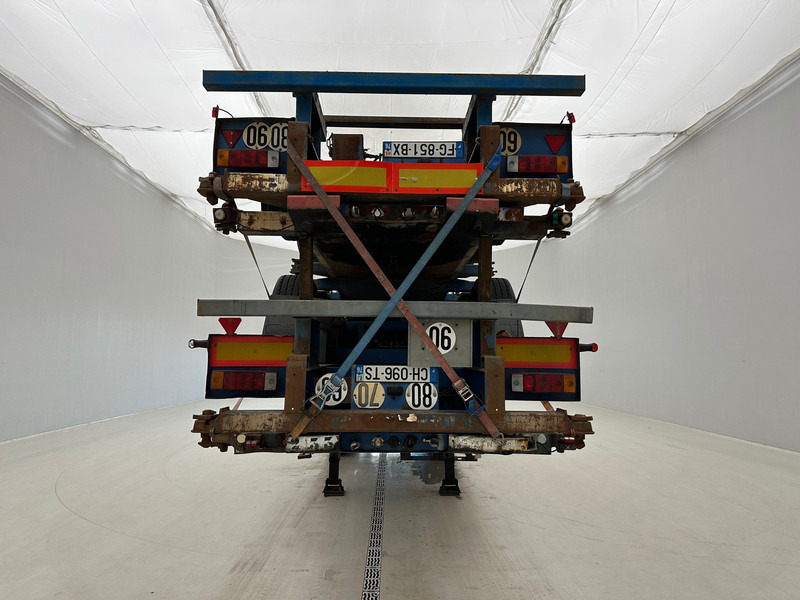 Fruehauf Stack 4 x Skelet 2 x 20-40 ft - Félpótkocsi cserefelépítményes: 2 kép. Fruehauf Stack 4 x Skelet 2 x 20-40 ft - Félpótkocsi cserefelépítményes: 2 kép.