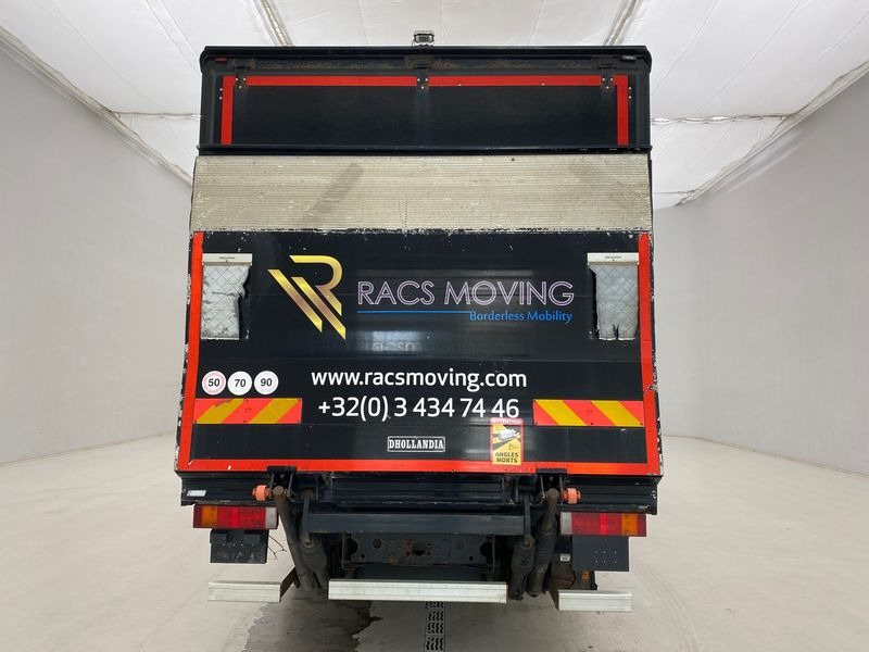 Iveco Eurocargo 140E28 - Dobozos felépítményű teherautó: 5 kép. Iveco Eurocargo 140E28 - Dobozos felépítményű teherautó: 5 kép.