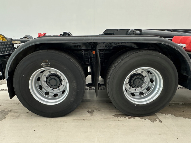 Iveco Stralis 460 - 6x2 - Horgos rakodó teherautó: 5 kép. Iveco Stralis 460 - 6x2 - Horgos rakodó teherautó: 5 kép.