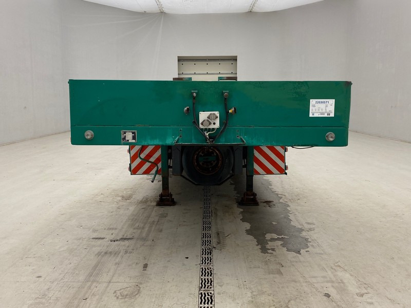 Kaiser Low bed trailer - Félpótkocsi mélybölcsős: 2 kép. Kaiser Low bed trailer - Félpótkocsi mélybölcsős: 2 kép.