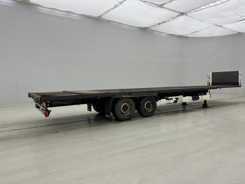 Krone Plateau - Platós félpótkocsi: 4 kép. Krone Plateau - Platós félpótkocsi: 4 kép.