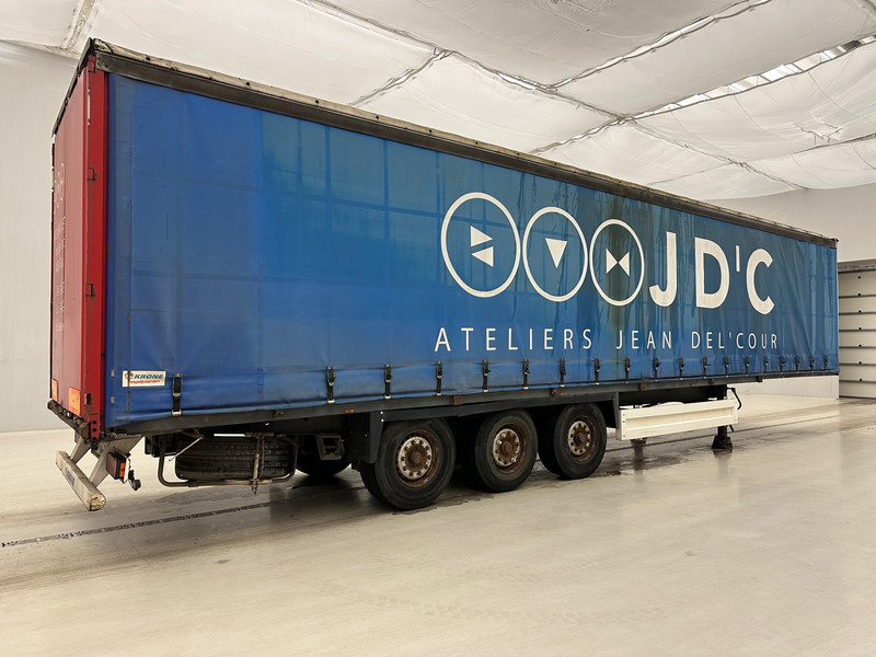 Krone Tautliner - Ponyvás félpótkocsi: 4 kép. Krone Tautliner - Ponyvás félpótkocsi: 4 kép.