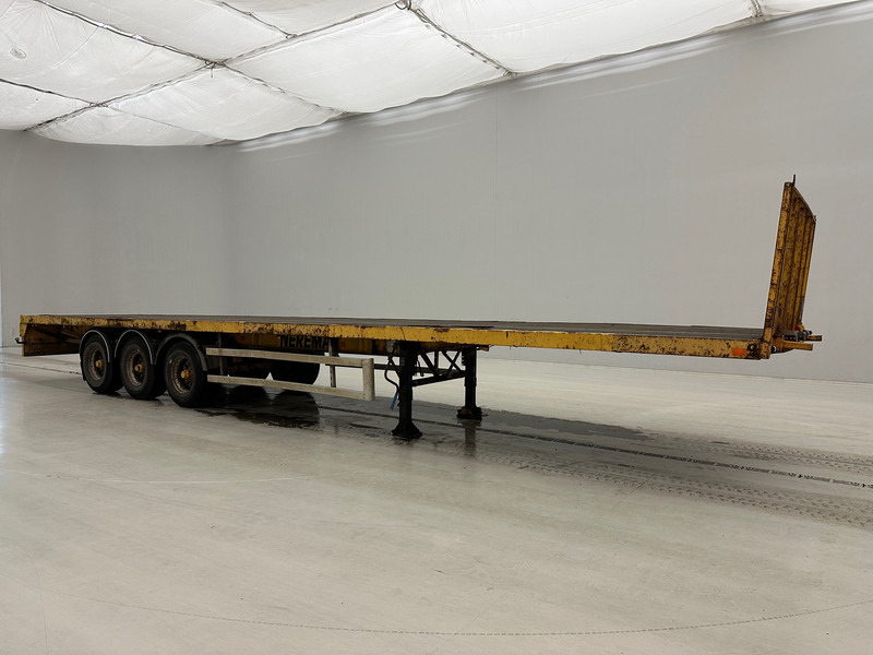 LAG Plateau* - Platós félpótkocsi: 3 kép. LAG Plateau* - Platós félpótkocsi: 3 kép.