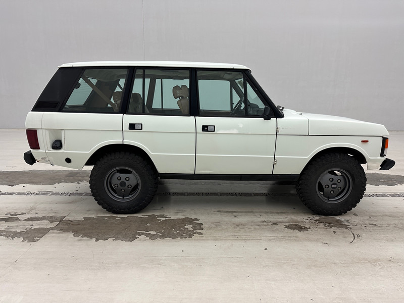 Land Rover Range Rover V8 - Autó: 4 kép. Land Rover Range Rover V8 - Autó: 4 kép.