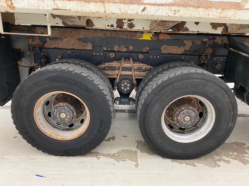 MAN TGA 26.313 - 6x4 - Billenőplatós teherautó: 4 kép. MAN TGA 26.313 - 6x4 - Billenőplatós teherautó: 4 kép.