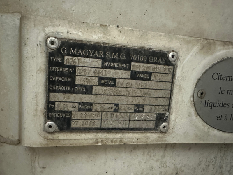 MAN TGM 18.290 - Tartályos teherautó: 4 kép. MAN TGM 18.290 - Tartályos teherautó: 4 kép.