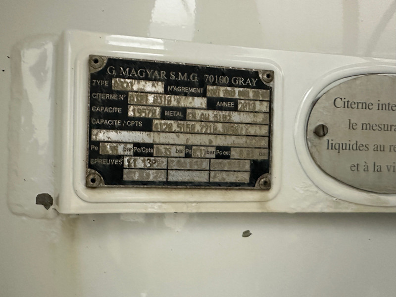 MAN TGM 26.340 - 6x2 - Tartályos teherautó: 4 kép. MAN TGM 26.340 - 6x2 - Tartályos teherautó: 4 kép.