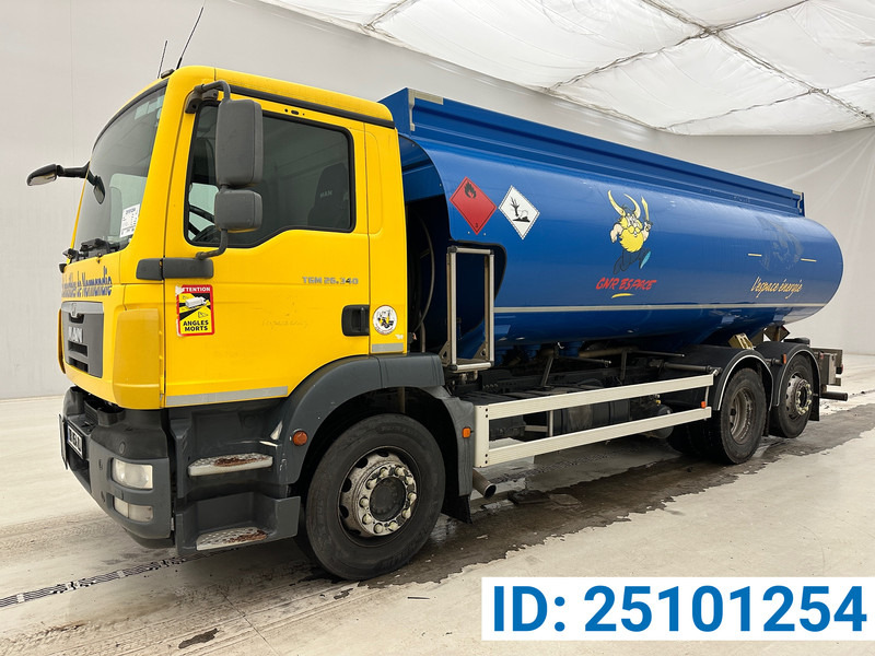 MAN TGM 26.340 - Tartályos teherautó: 1 kép. MAN TGM 26.340 - Tartályos teherautó: 1 kép.