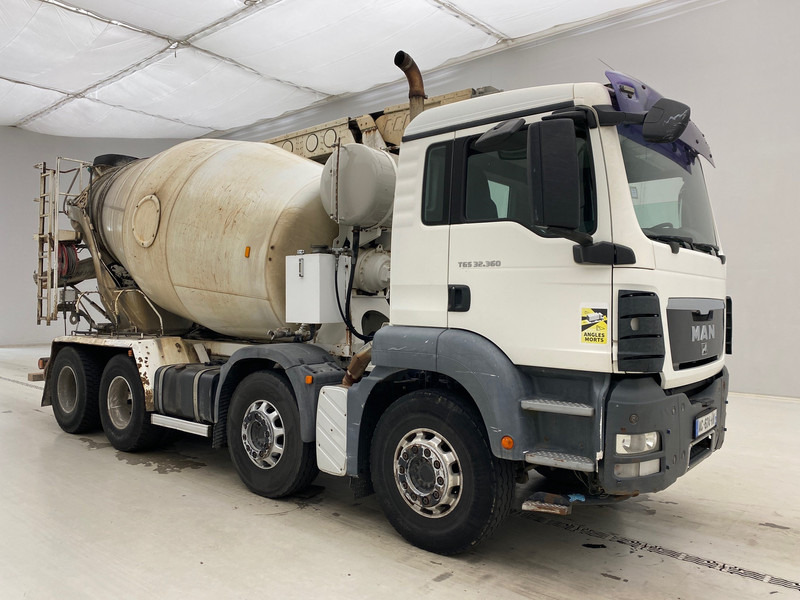 MAN TGS 32.360 - 8x4 - Betonmixer: 3 kép. MAN TGS 32.360 - 8x4 - Betonmixer: 3 kép.