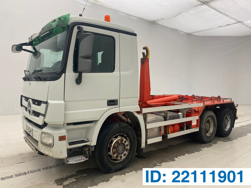Mercedes-Benz Actros 2641 - 6x4* - Horgos rakodó teherautó: 1 kép. Mercedes-Benz Actros 2641 - 6x4* - Horgos rakodó teherautó: 1 kép.