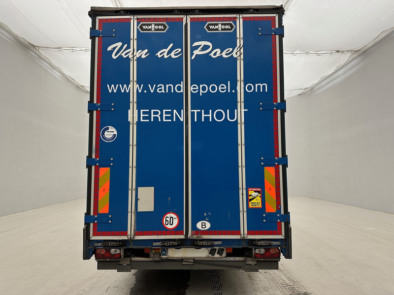 Mercedes-Benz Actros 2642 - 6x2* - Ponyvás teherautó: 5 kép. Mercedes-Benz Actros 2642 - 6x2* - Ponyvás teherautó: 5 kép.