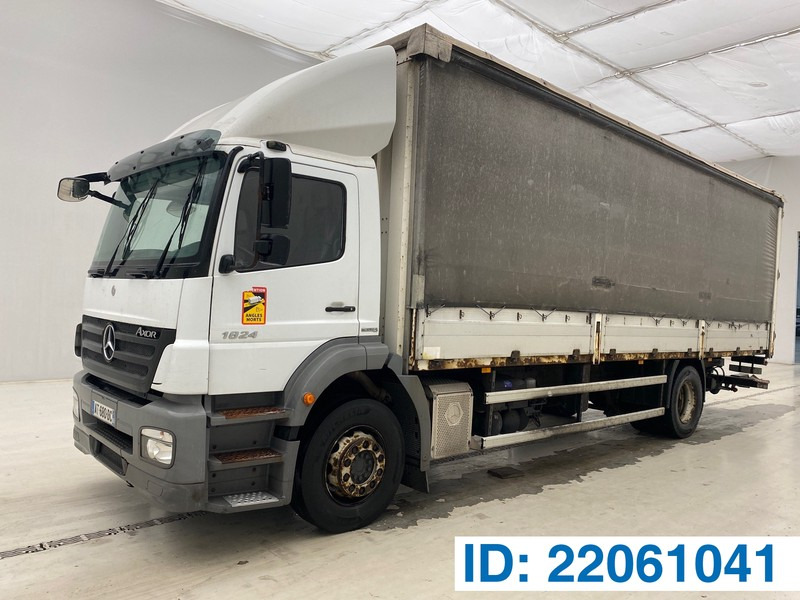 Mercedes-Benz Axor 1824 - Ponyvás teherautó: 1 kép. Mercedes-Benz Axor 1824 - Ponyvás teherautó: 1 kép.