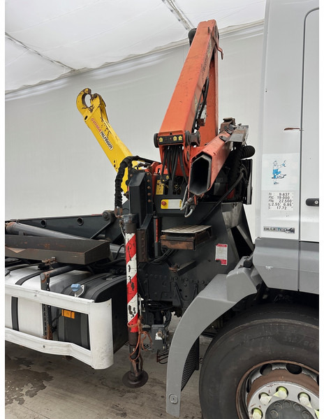 Mercedes-Benz Axor 1824 - Horgos rakodó teherautó, Darus autó: 4 kép. Mercedes-Benz Axor 1824 - Horgos rakodó teherautó, Darus autó: 4 kép.