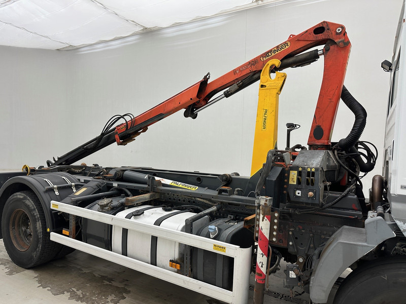 Mercedes-Benz Axor 1824 - Horgos rakodó teherautó, Darus autó: 4 kép. Mercedes-Benz Axor 1824 - Horgos rakodó teherautó, Darus autó: 4 kép.