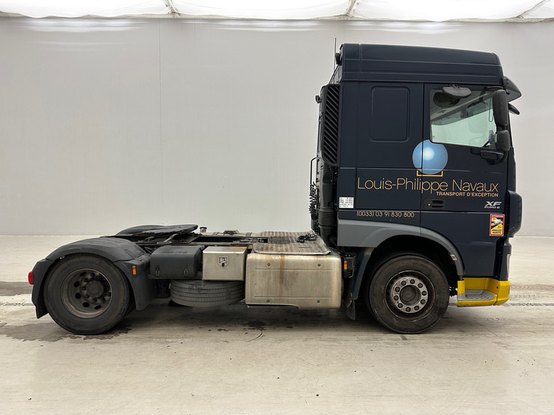 DAF XF106.510 Space Cab* - Nyergesvontató: 4 kép. DAF XF106.510 Space Cab* - Nyergesvontató: 4 kép.