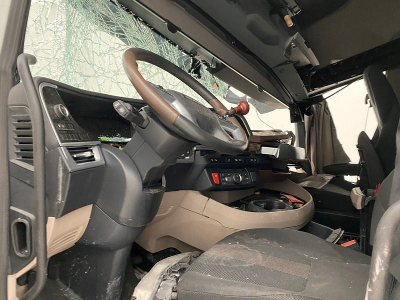 Nyergesvontató DAF XG+ 480: 9 kép.