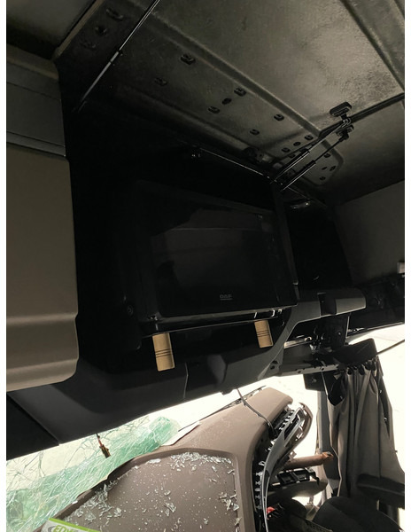 Nyergesvontató DAF XG+ 480: 13 kép.