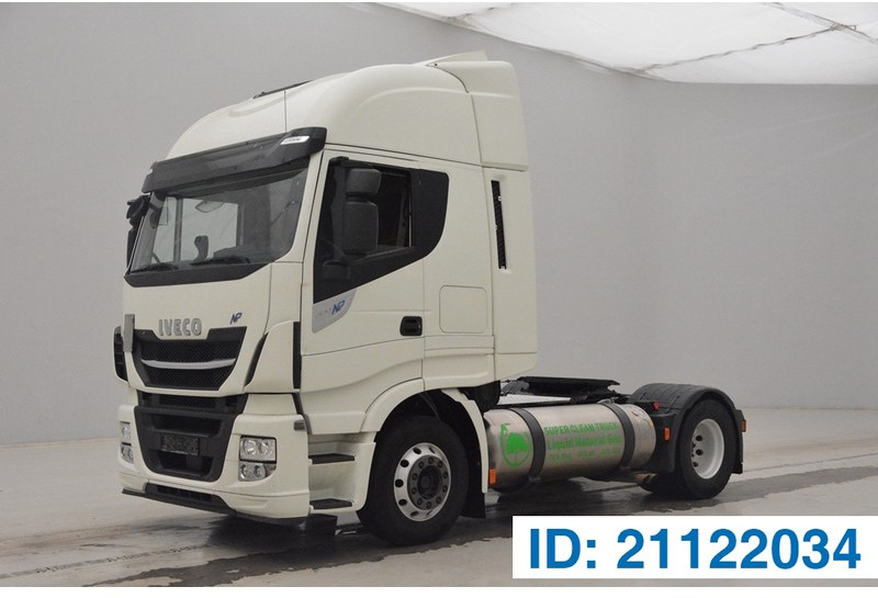 Iveco Stralis AS440S40 LNG Natural Power - Nyergesvontató: 1 kép. Iveco Stralis AS440S40 LNG Natural Power - Nyergesvontató: 1 kép.
