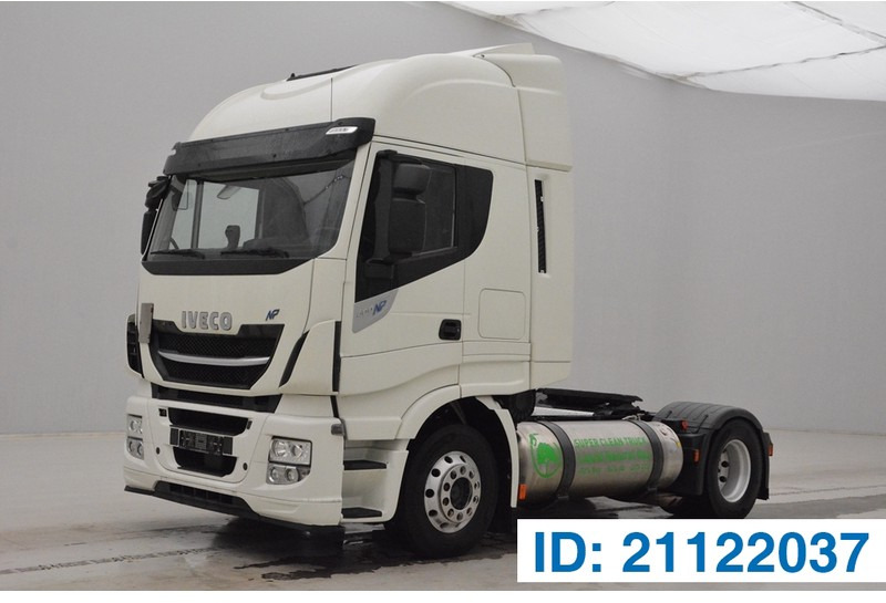 Iveco Stralis AS440S40 LNG Natural Power - Nyergesvontató: 1 kép. Iveco Stralis AS440S40 LNG Natural Power - Nyergesvontató: 1 kép.