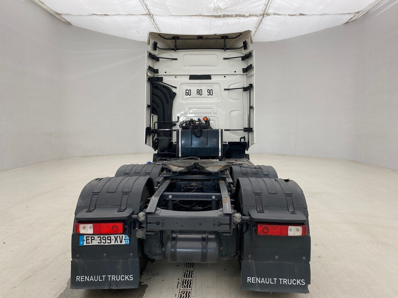 Renault C 520 - 6x4 - Nyergesvontató: 5 kép. Renault C 520 - 6x4 - Nyergesvontató: 5 kép.