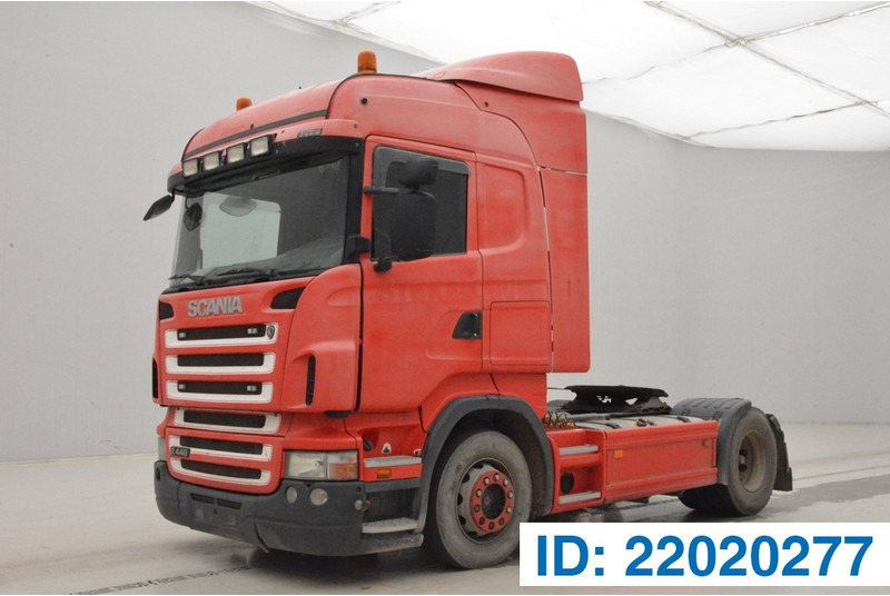 Scania R440 - Nyergesvontató: 1 kép. Scania R440 - Nyergesvontató: 1 kép.