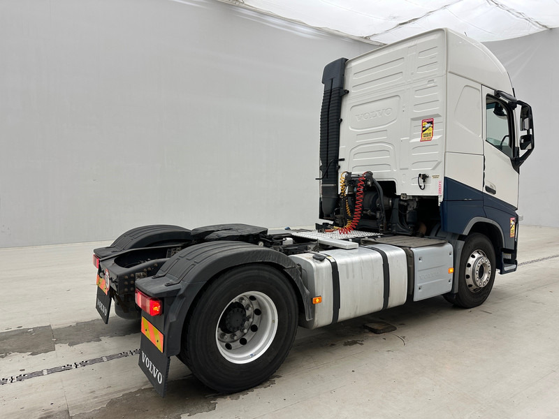 Volvo FH 420 Globetrotter - ADR - Nyergesvontató: 5 kép. Volvo FH 420 Globetrotter - ADR - Nyergesvontató: 5 kép.