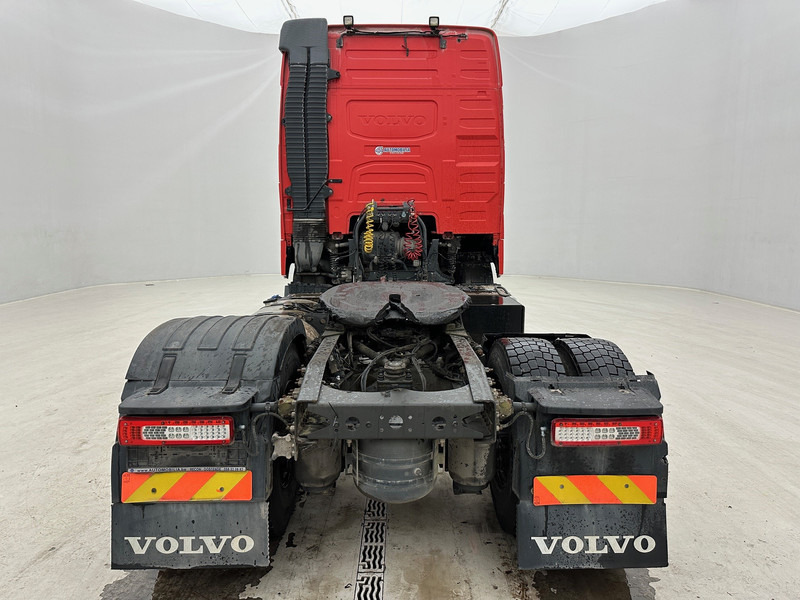 Volvo FH 460 Globetrotter - Nyergesvontató: 5 kép. Volvo FH 460 Globetrotter - Nyergesvontató: 5 kép.