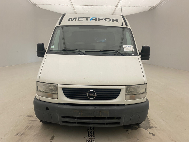 Opel Movano - Furgon: 2 kép. Opel Movano - Furgon: 2 kép.