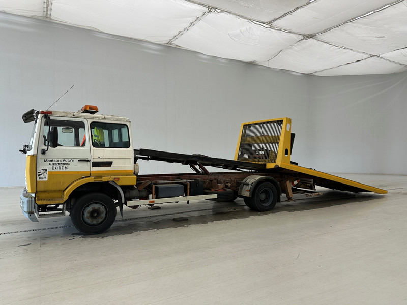 Renault Midliner 230* - Autószállító teherautó: 3 kép. Renault Midliner 230* - Autószállító teherautó: 3 kép.