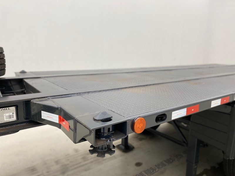 Új Félpótkocsi cserefelépítményes SERGOMEL Chassis/Plateau 20FT - NEW: 9 kép. Új Félpótkocsi cserefelépítményes SERGOMEL Chassis/Plateau 20FT - NEW: 9 kép.