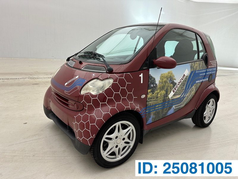 Smart MC 01 - Autó: 1 kép. Smart MC 01 - Autó: 1 kép.