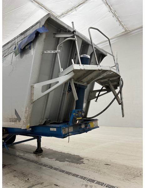 Stas 50 cub in alu - Félpótkocsi billenőplatós: 3 kép. Stas 50 cub in alu - Félpótkocsi billenőplatós: 3 kép.