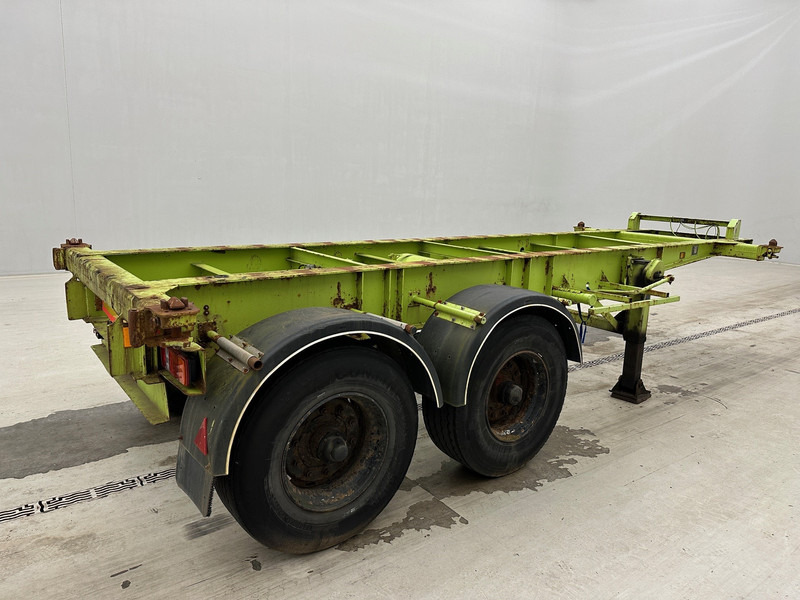 TTE Skelet 20 ft - Félpótkocsi cserefelépítményes: 4 kép. TTE Skelet 20 ft - Félpótkocsi cserefelépítményes: 4 kép.