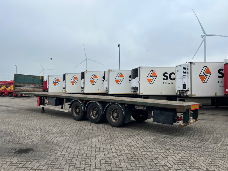 Trailor Plateau - Platós félpótkocsi: 5 kép. Trailor Plateau - Platós félpótkocsi: 5 kép.