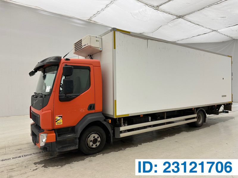 Volvo FL 210 - Hűtős teherautó: 1 kép. Volvo FL 210 - Hűtős teherautó: 1 kép.