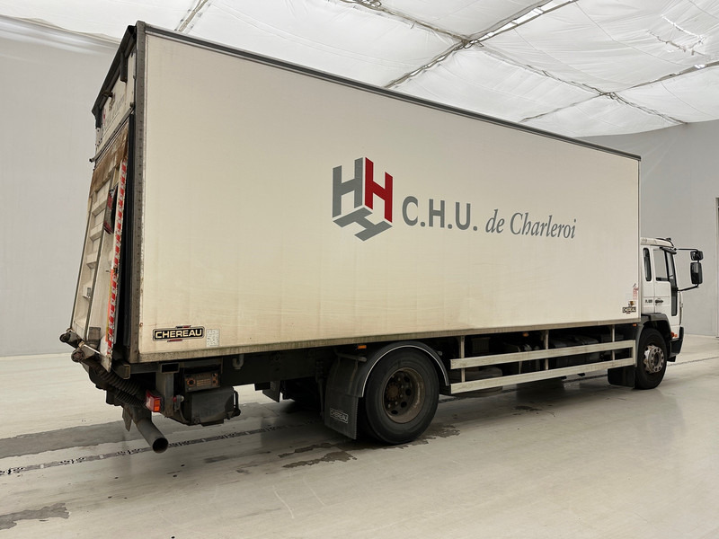 Volvo FL 220 - Hűtős teherautó: 5 kép. Volvo FL 220 - Hűtős teherautó: 5 kép.