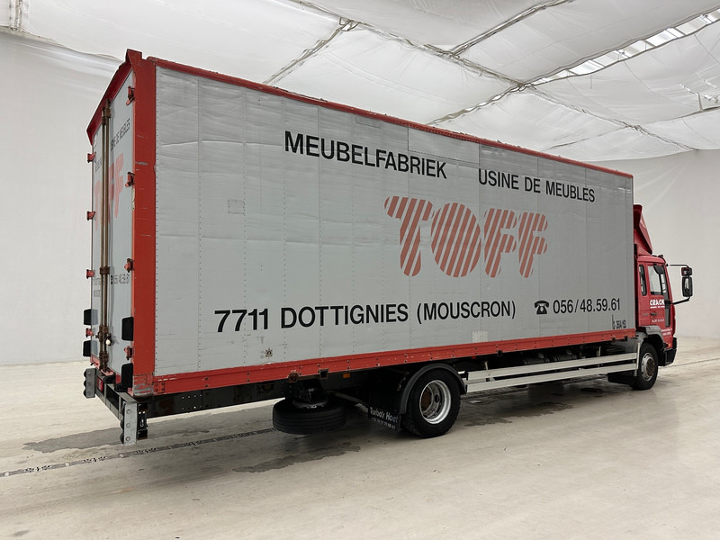 Volvo FL 220 - Dobozos felépítményű teherautó: 5 kép. Volvo FL 220 - Dobozos felépítményű teherautó: 5 kép.