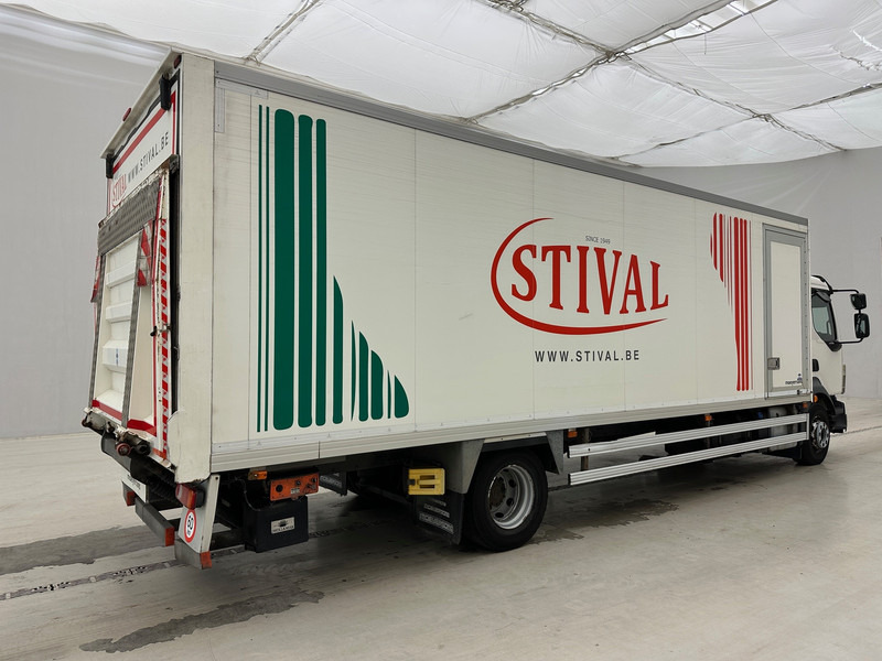 Volvo FL 250 - Hűtős teherautó: 5 kép. Volvo FL 250 - Hűtős teherautó: 5 kép.