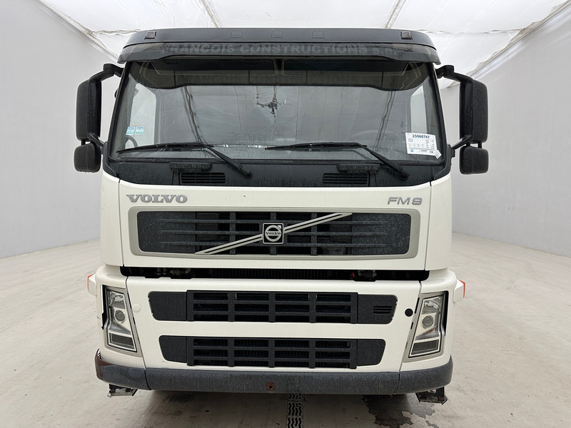 Volvo FM 300* - Billenőplatós teherautó, Darus autó: 2 kép. Volvo FM 300* - Billenőplatós teherautó, Darus autó: 2 kép.