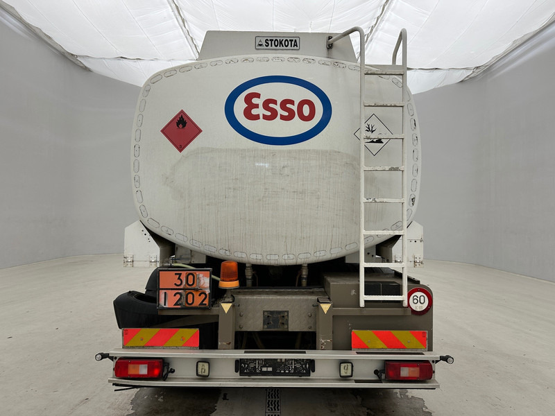 Volvo FM 380 - 6x2 - Tartályos teherautó: 5 kép. Volvo FM 380 - 6x2 - Tartályos teherautó: 5 kép.