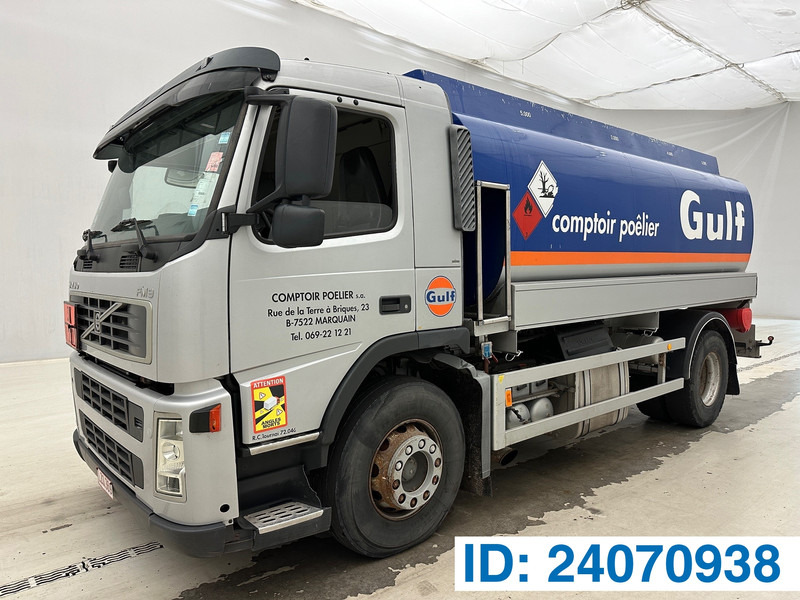 Volvo FM9.260* - Tartályos teherautó: 1 kép. Volvo FM9.260* - Tartályos teherautó: 1 kép.
