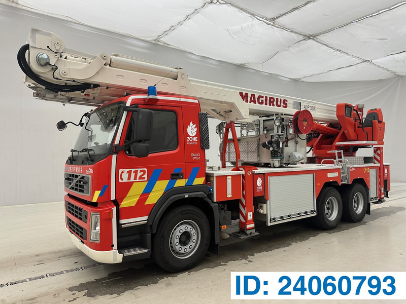 Volvo MAGIRUS ALP330 - FM 340 - 6x4 - Tűzoltóautó: 1 kép. Volvo MAGIRUS ALP330 - FM 340 - 6x4 - Tűzoltóautó: 1 kép.