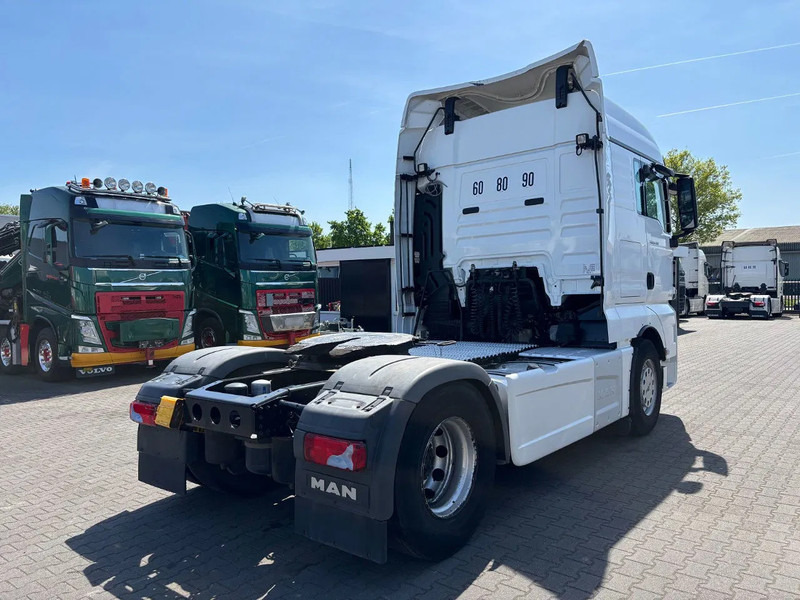 MAN TGX 18.500 Retarder Euro 6 (Chassis NO: LM841867) - Nyergesvontató: 4 kép. MAN TGX 18.500 Retarder Euro 6 (Chassis NO: LM841867) - Nyergesvontató: 4 kép.