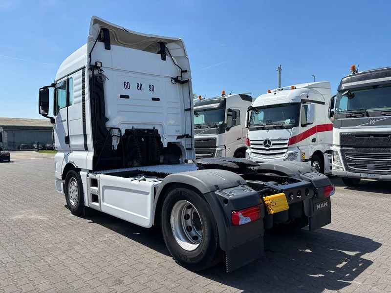 MAN TGX 18.500 Retarder Euro 6 (Chassis NO: LM841867) - Nyergesvontató: 3 kép. MAN TGX 18.500 Retarder Euro 6 (Chassis NO: LM841867) - Nyergesvontató: 3 kép.