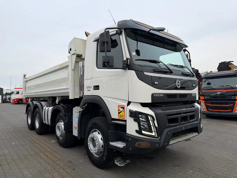 Volvo FMX 500 8X4 Euro 6 Meiller Tipper Bordmatic - Billenőplatós teherautó: 2 kép. Volvo FMX 500 8X4 Euro 6 Meiller Tipper Bordmatic - Billenőplatós teherautó: 2 kép.
